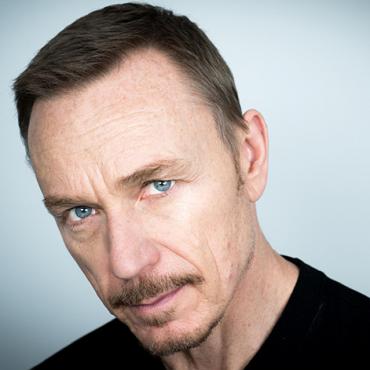 LAMDA acting graduate Ben Daniels