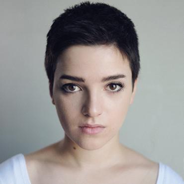 2019 BA professional actor Julia DelBarrio