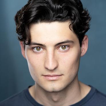 2019 MFA Professional Actor James Esler