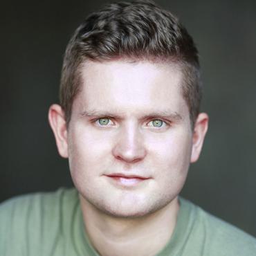 2019 MFA Professional Actor Charlie MacVicar