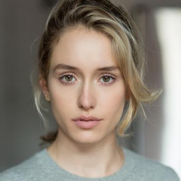 2019 MFA Professional Actor Chloe McClay