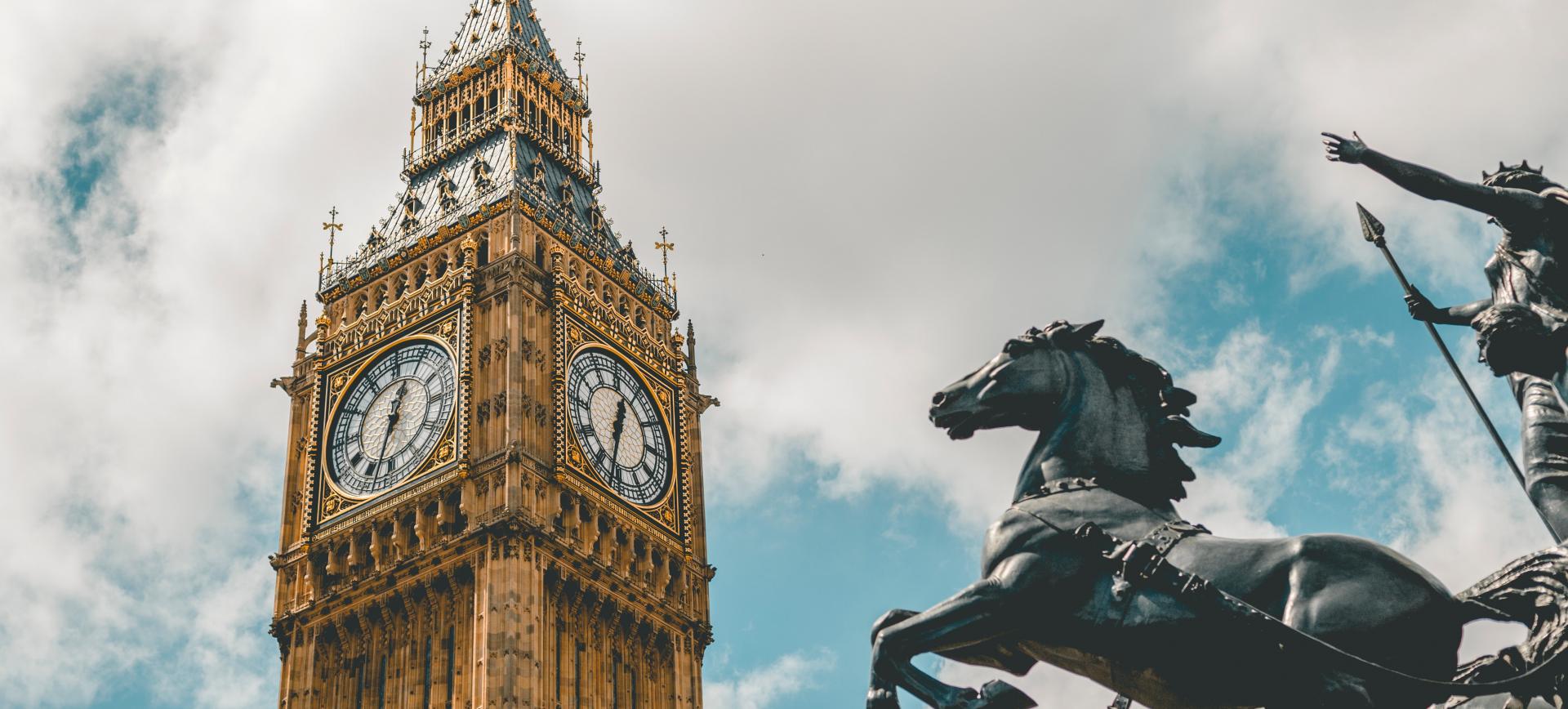 Elizabeth Tower housing Big Ben, with the Boadicea and Her Daughters statue in the foreground